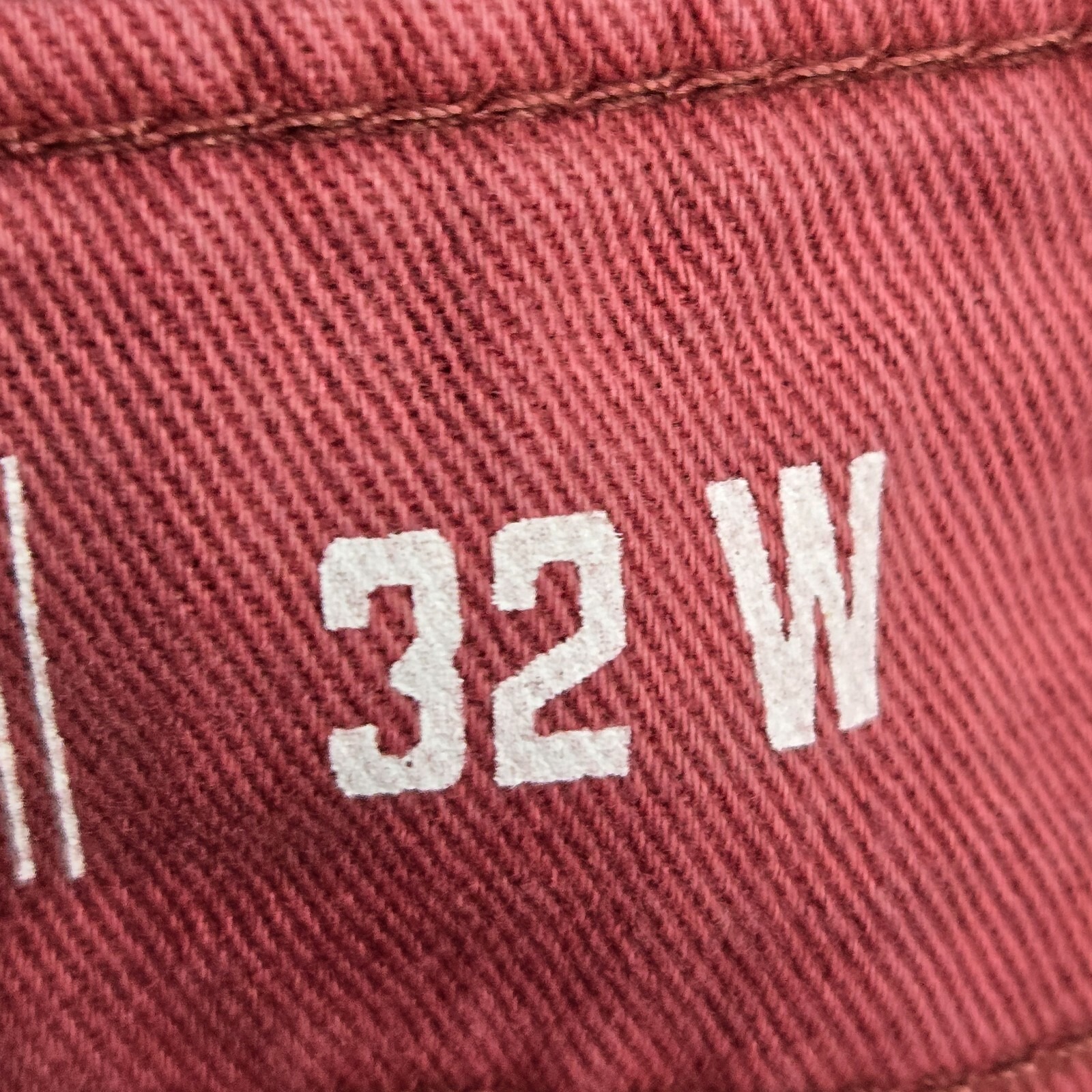 Urban Pipeline Men Shorts 32 Red Bermuda Flat Front Hits At Knee Nwt — image 3 of 8
